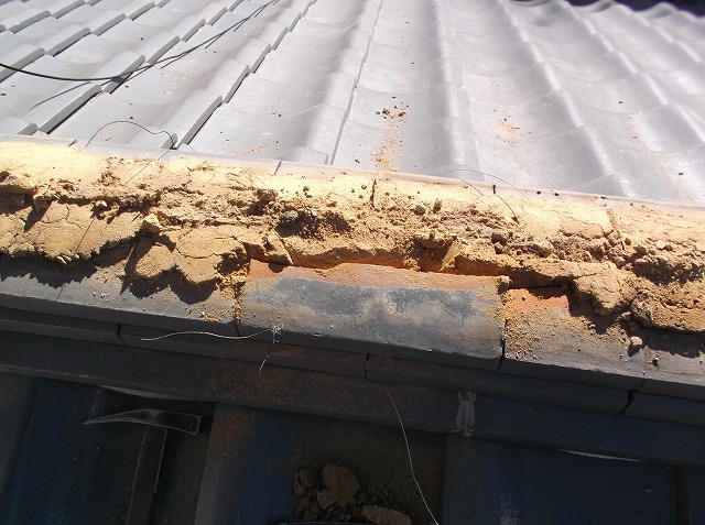 棟瓦の状態確認